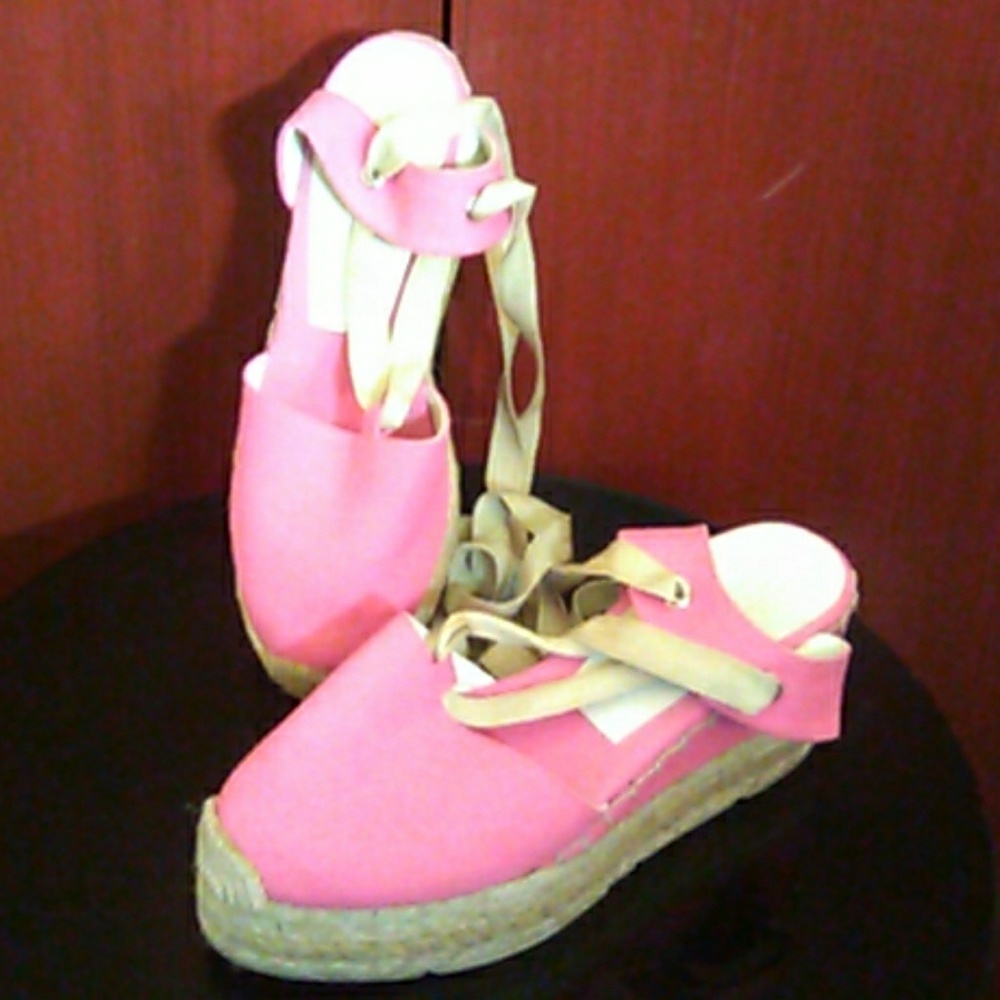 iSHIPFREE! Ralph Lauren Espadrilles!